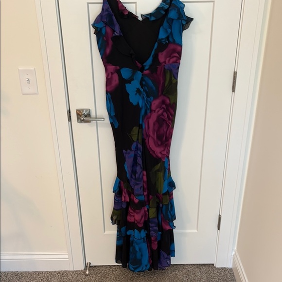 Petal & Pup Black Floral Maxi Dress - Picture 10 of 12